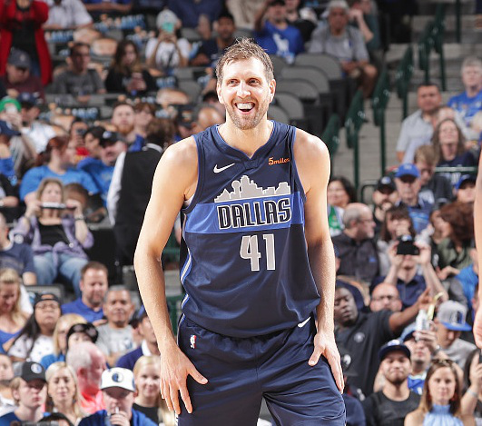 九游体育app-关于毕尔巴鄂竞技训练开放日，窗口期篮板制胜引欢呼，欧超杯在即，球队文化再被提及的信息