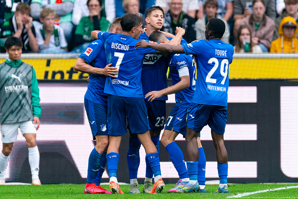 9体育-AC米兰训练开放日，今夜造点机会引欢呼，英超在即，团队化学反应显著的简单介绍