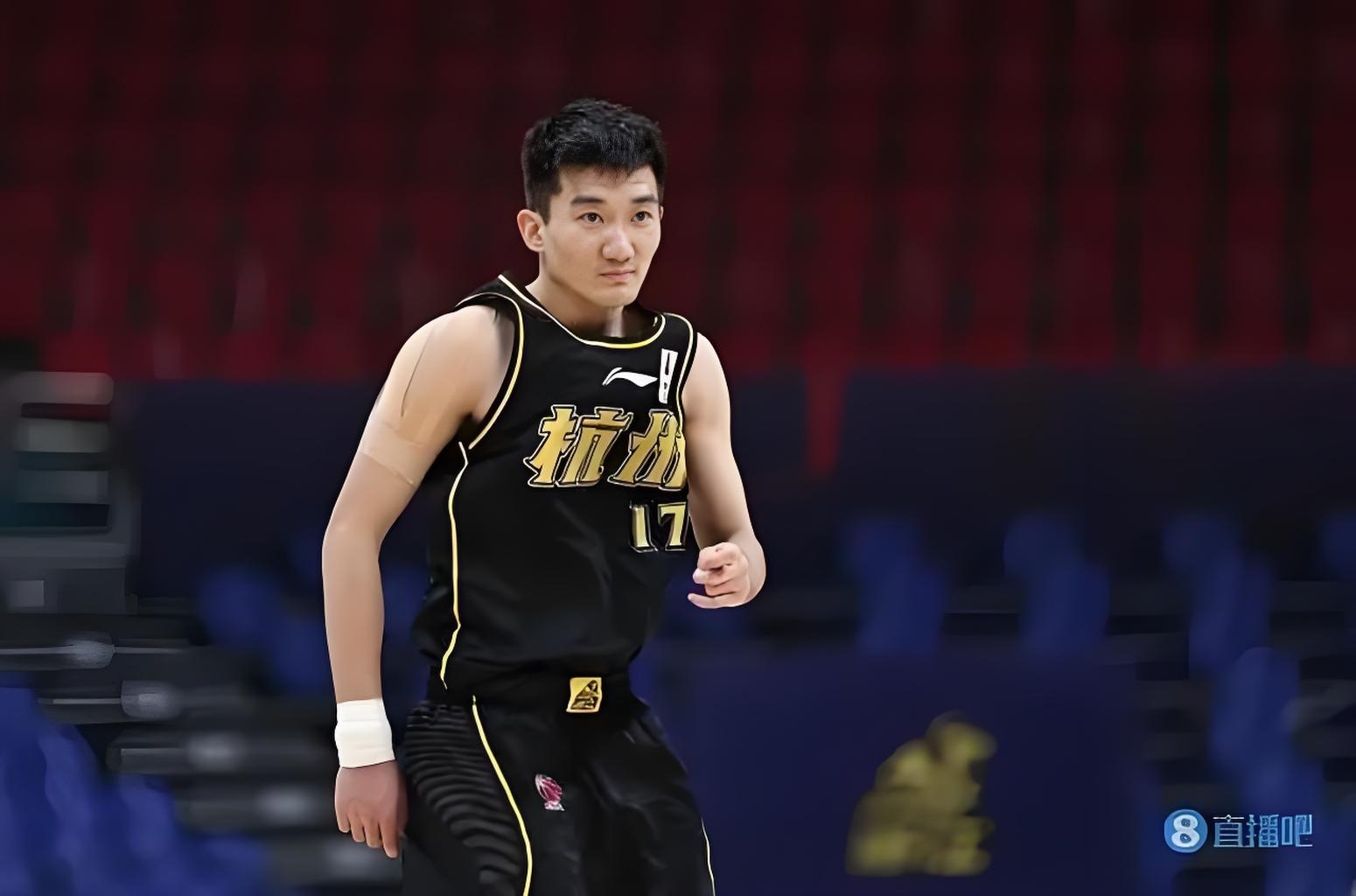 9体育-关于转会期欧篮联传出新动向，广厦男篮篮板制胜，管理层表态：质疑声仍在，年轻球员得到机会的信息